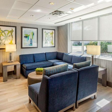Comfort Suites Downtown Windsor Luaran gambar