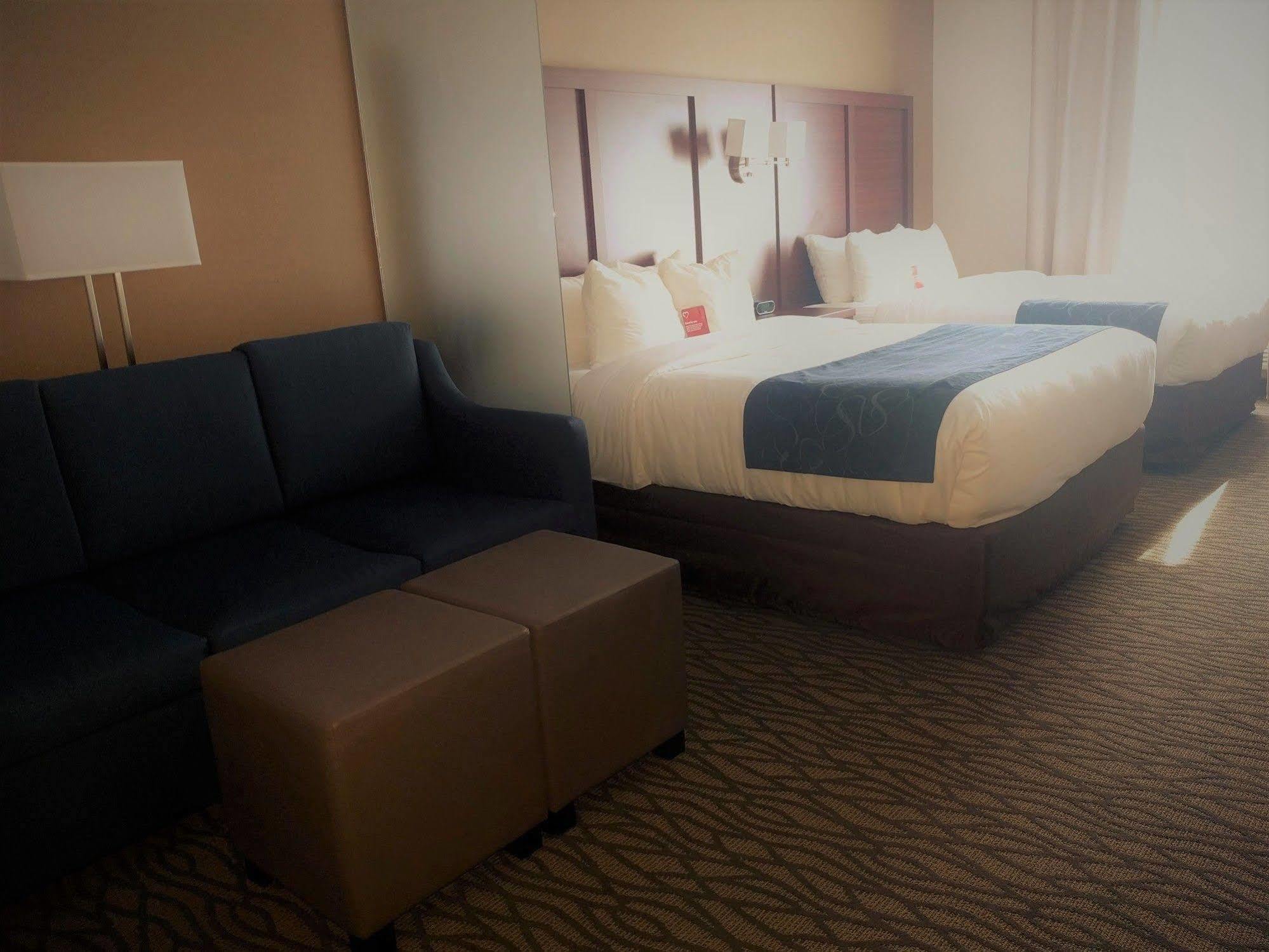 Comfort Suites Downtown Windsor Luaran gambar