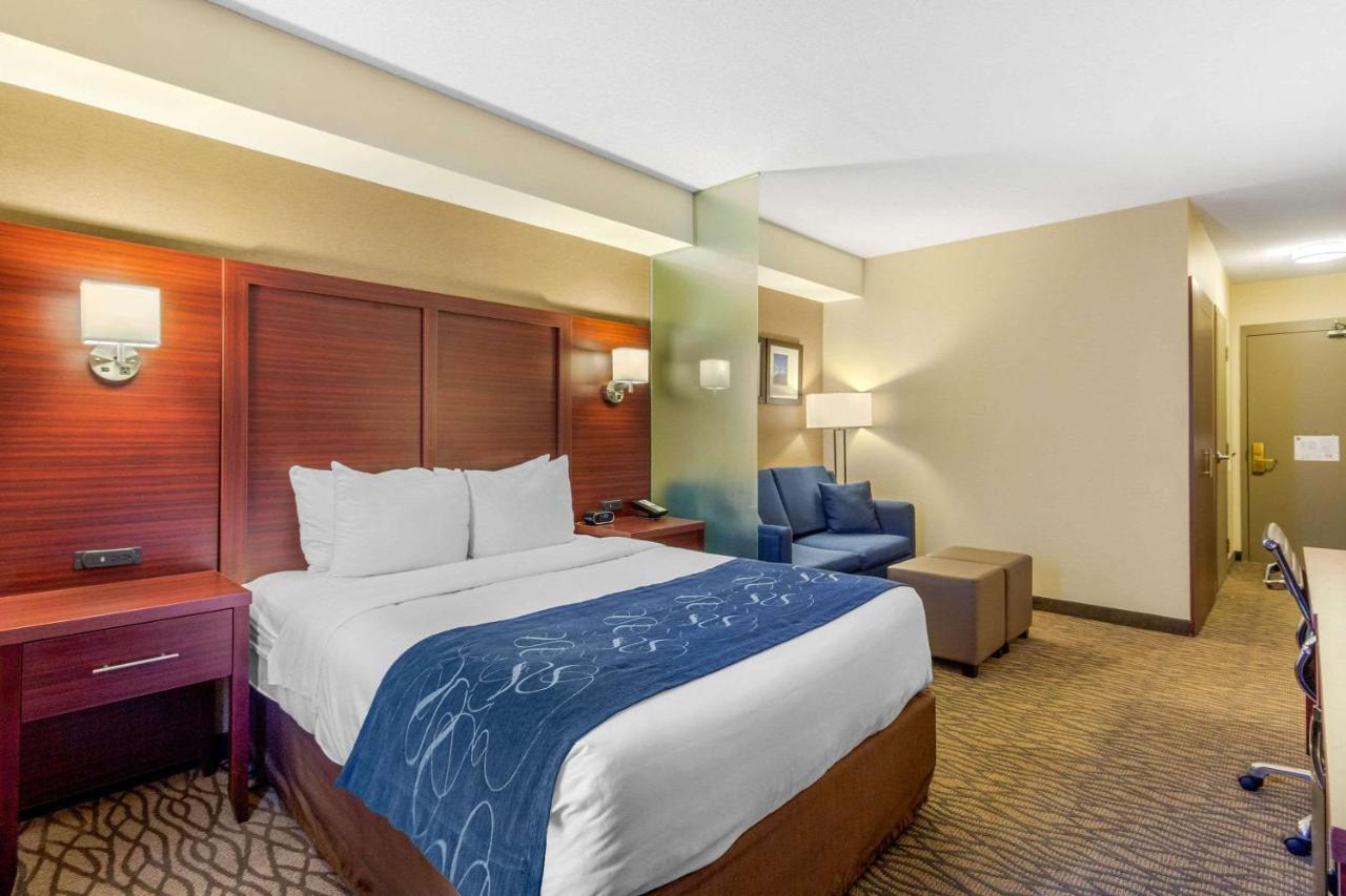Comfort Suites Downtown Windsor Luaran gambar