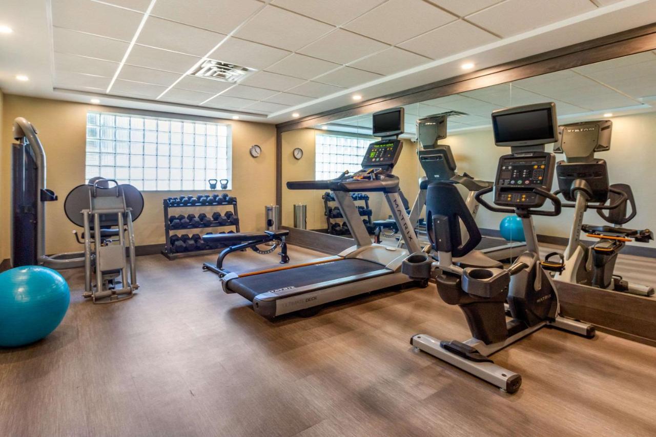 Comfort Suites Downtown Windsor Luaran gambar
